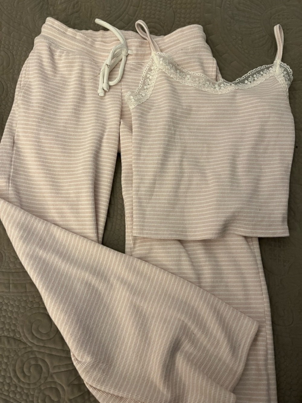 Hollister Pale Pink Ribbed Lace-Trim Cami & Lounge Pants Set